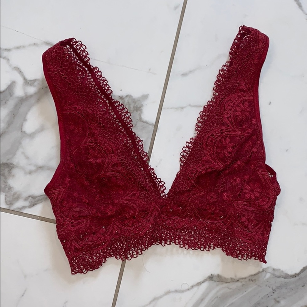 Victoria’s Secret lace bralette
